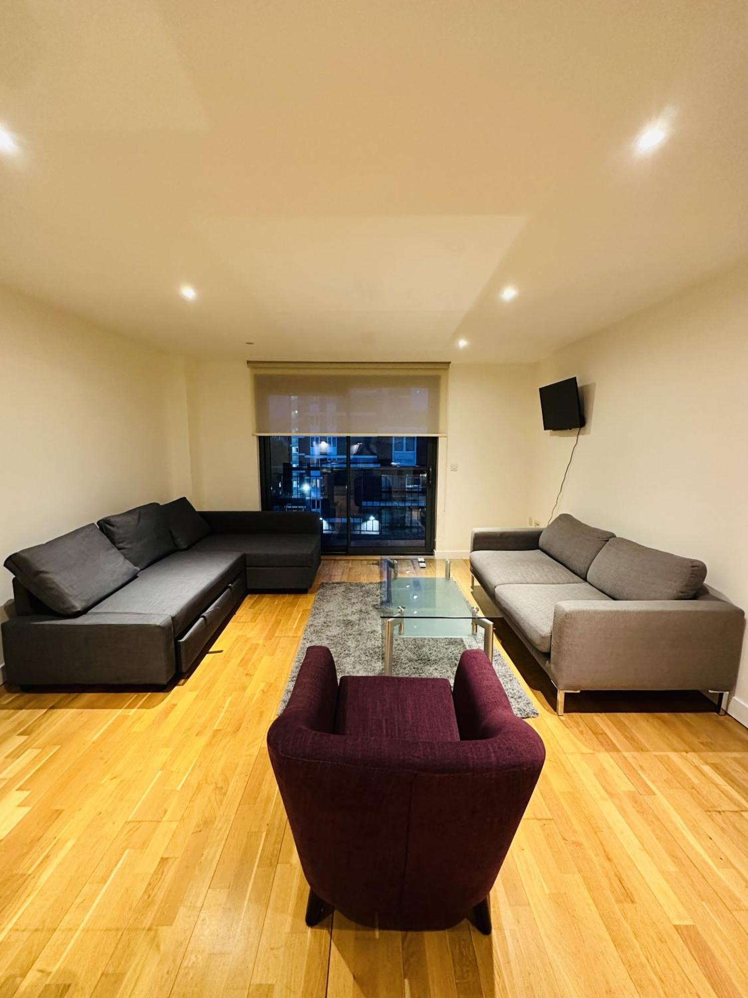 Cosy Modern Tower Bridge Apartment London Ruang foto