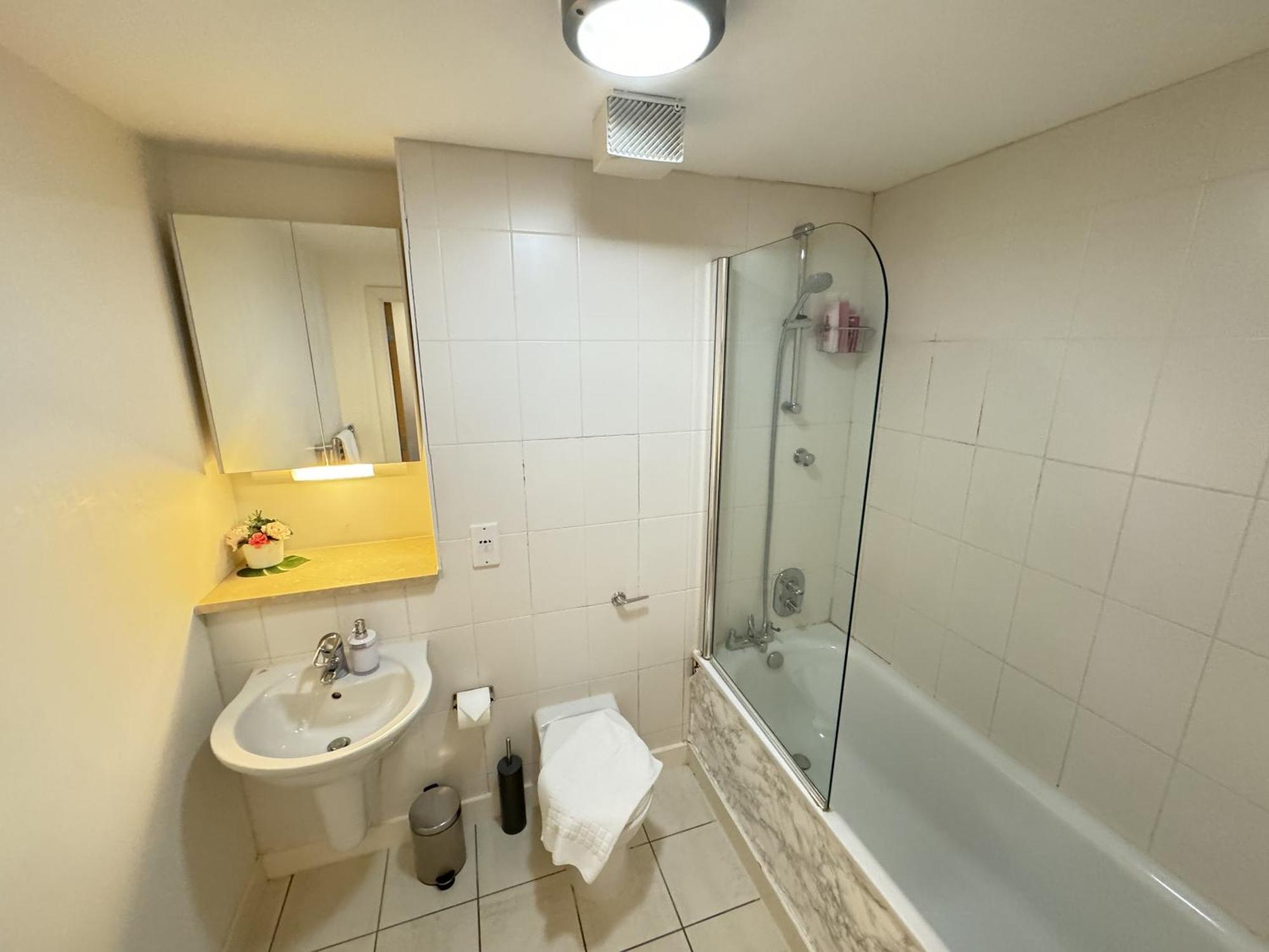 Cosy Modern Tower Bridge Apartment London Bagian luar foto